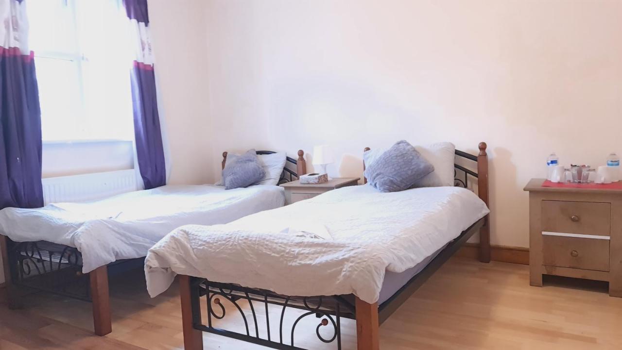 Stayeasy B&B In Trendy Heart Of Londra Exterior foto