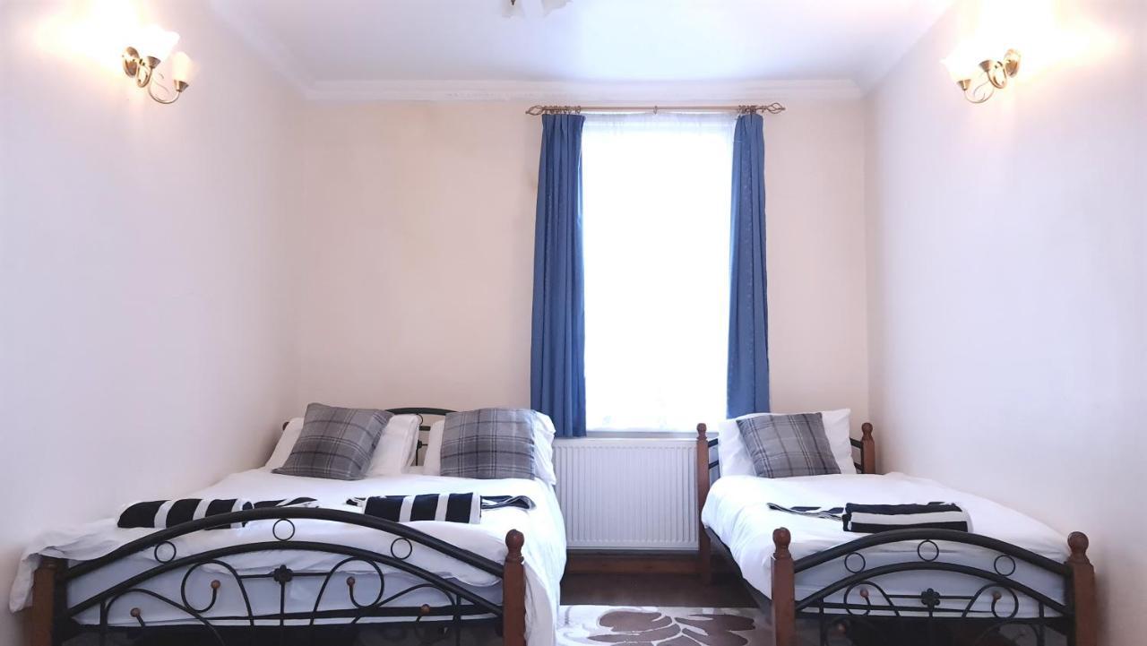 Stayeasy B&B In Trendy Heart Of Londra Exterior foto