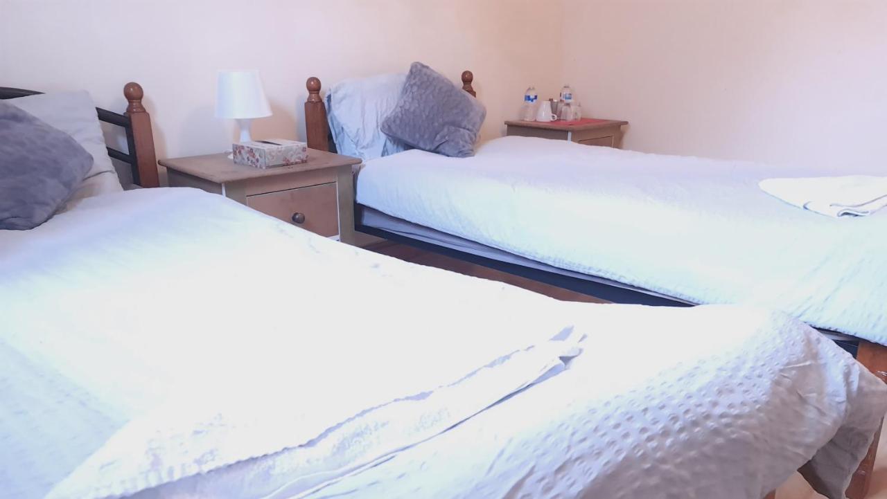 Stayeasy B&B In Trendy Heart Of Londra Exterior foto